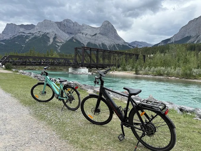 Rundle Bike e-bikes on the riverside path near the Engine Bridge
